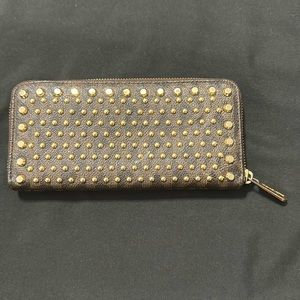 MICHAEL KORS JET SET TRAVEL BROWN MK PVC+GOLD STUD ZIP-AROUND CONTINENTAL WALLET